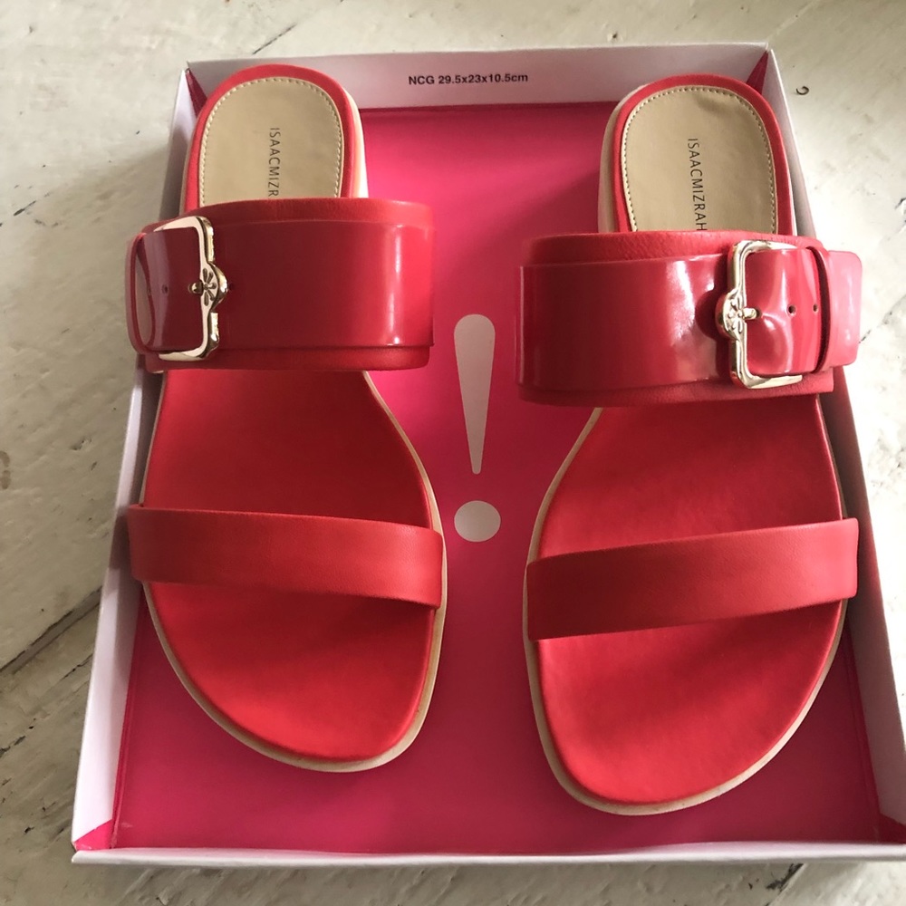 Isaac Mizrahi Live sandals